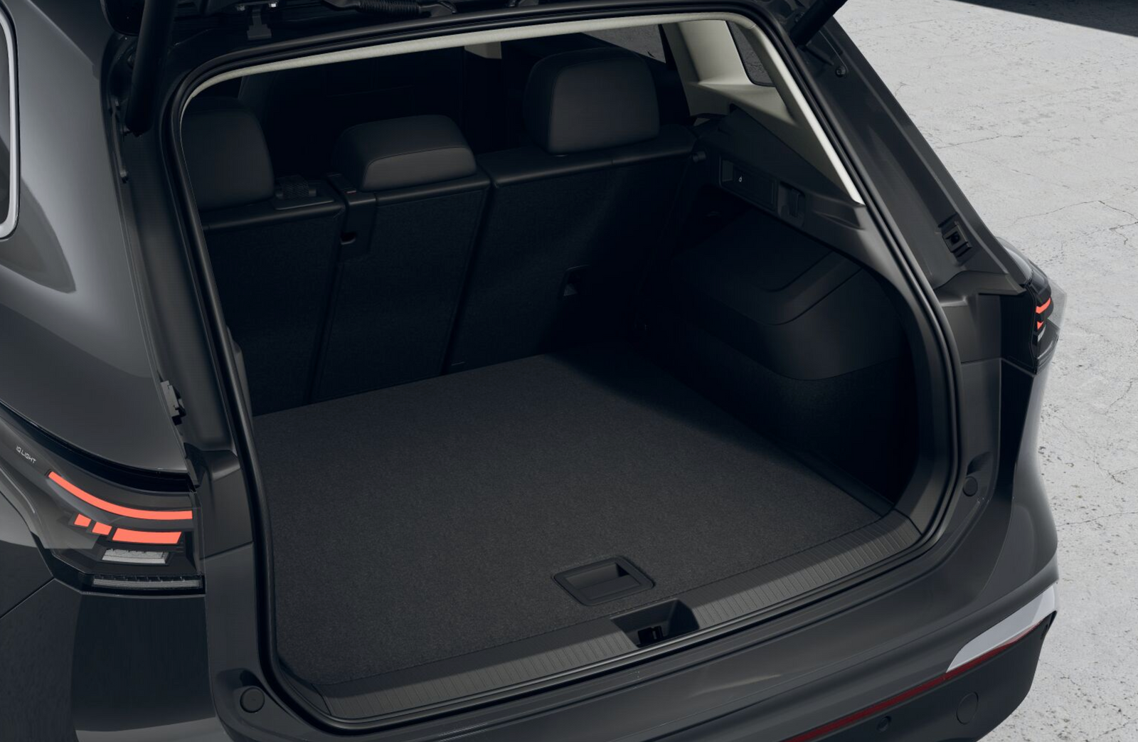 VOLKSWAGEN Tiguan 2.0 TDI 110KW SCR Elegance DSG Automatica Noleggio Lungo Termine Privati - Solorent.it