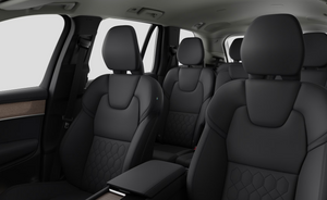 VOLVO XC90 T8 AWD plug-in 7p Plus Ultra Bright Noleggio Lungo Termine Privati - Solorent.it