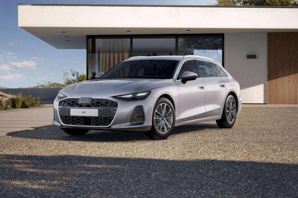 Audi A6 Avant TDI 150 kW S tronic Business – tre quarti anteriore argento