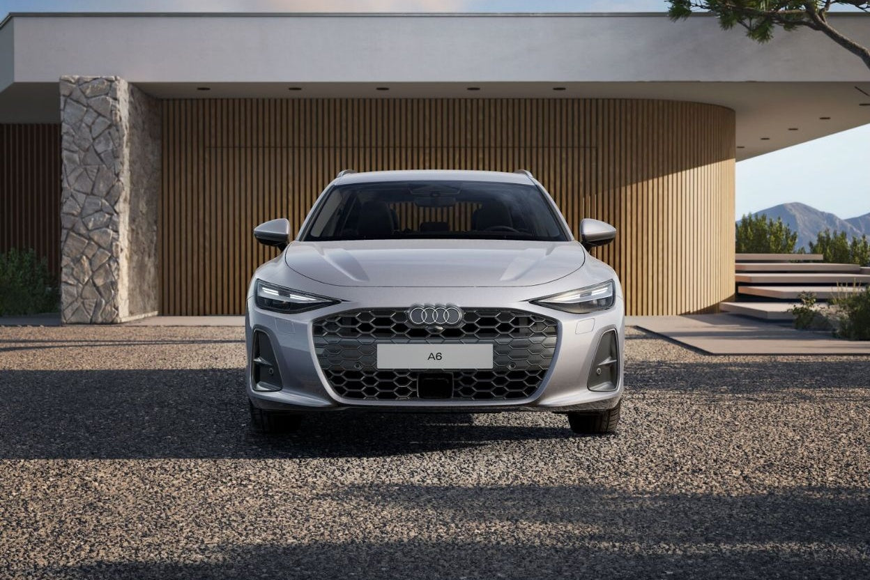 Audi A6 Avant TDI 150 kW S tronic Business – vista frontale argento