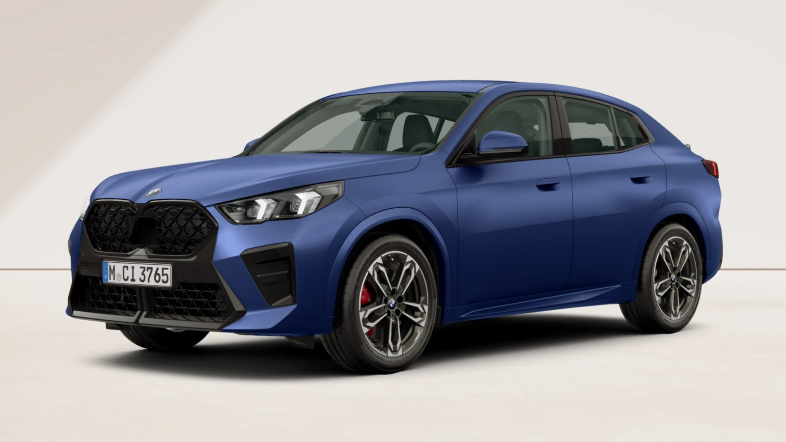 BMW X2 sDrive18d M Sport Pro noleggio lungo termine - Frozen Portimao Blue