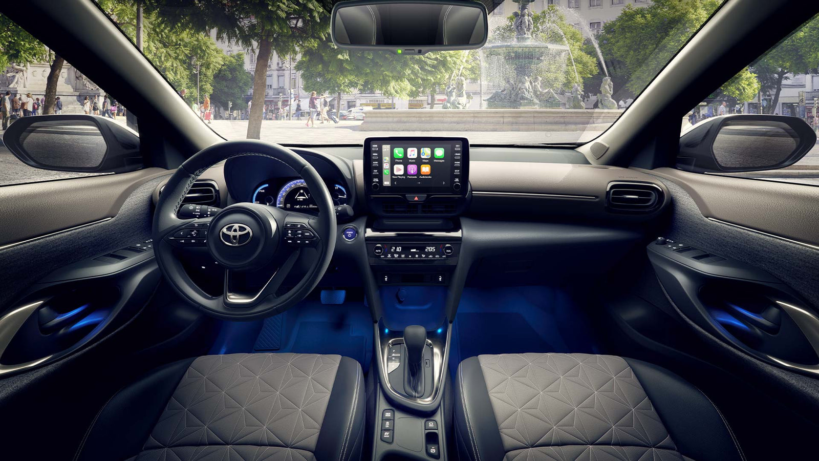 TOYOTA YARIS Cross 1.5 Hybrid (116 Cv) E-Cvt Business Automatica Noleggio Lungo Termine - Solorent.it