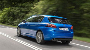 PEUGEOT 308 Berlina Allure PureTech 130 S&S 5 Porte Manuale Noleggio Lungo Termine - Solorent.it