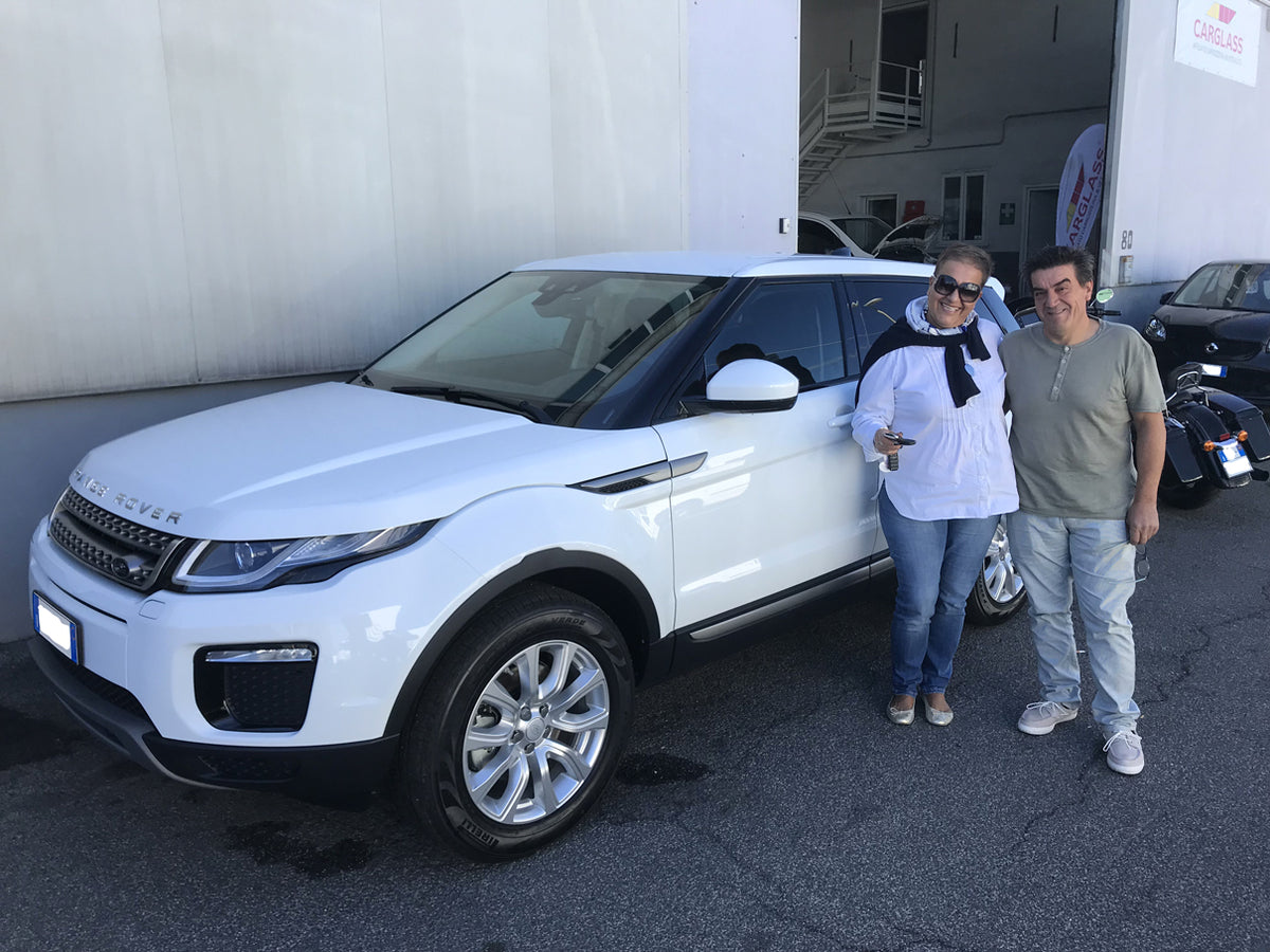 La nuova Range Rover Evoque di Laura