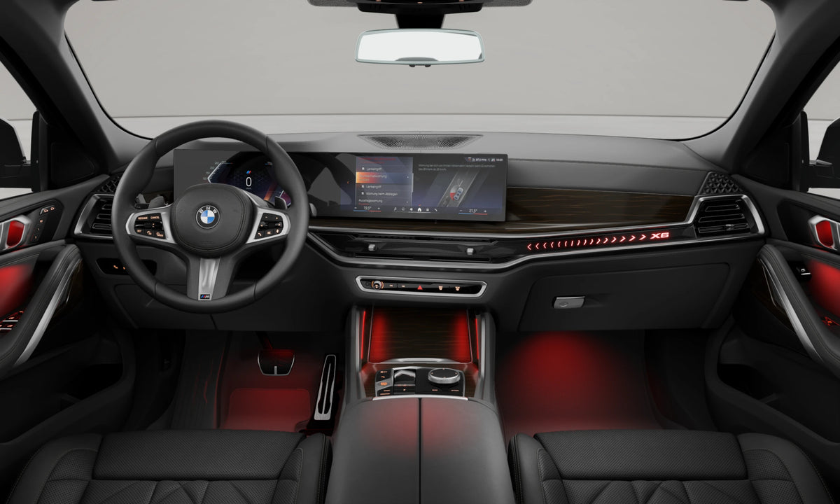 BMW X6 M Sport - plancia BMW Curved Display e volante M