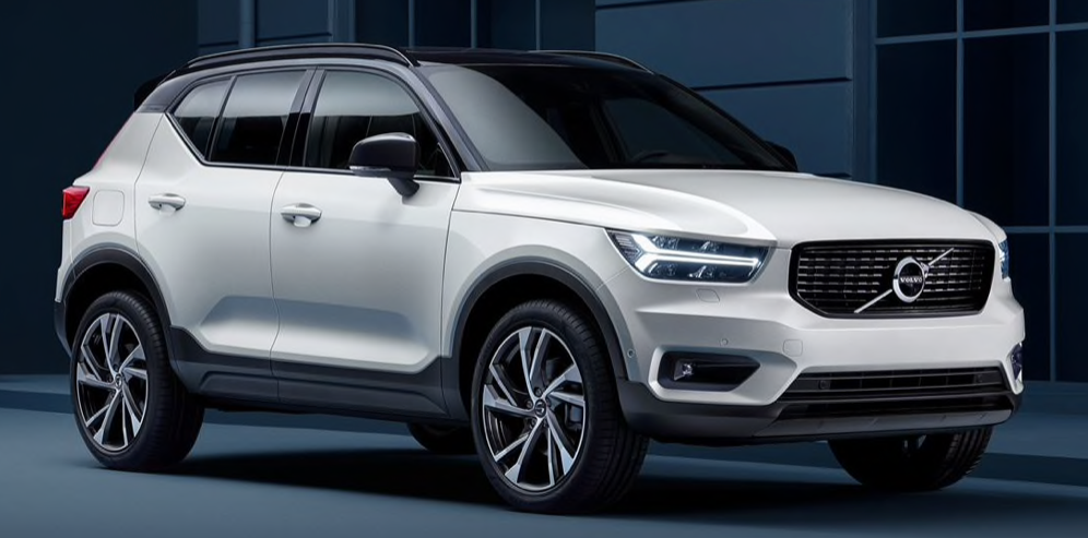 VOLVO XC40 T4 Plug-in Hybrid Recharge Inscription Express Automatica Noleggio Lungo Termine - Spark Consulting