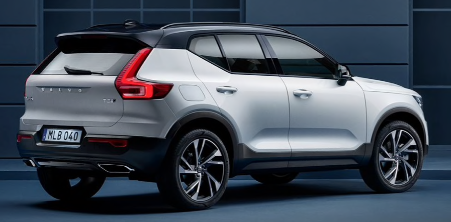 VOLVO XC40 T4 Plug-in Hybrid Recharge Inscription Express Automatica Noleggio Lungo Termine - Spark Consulting