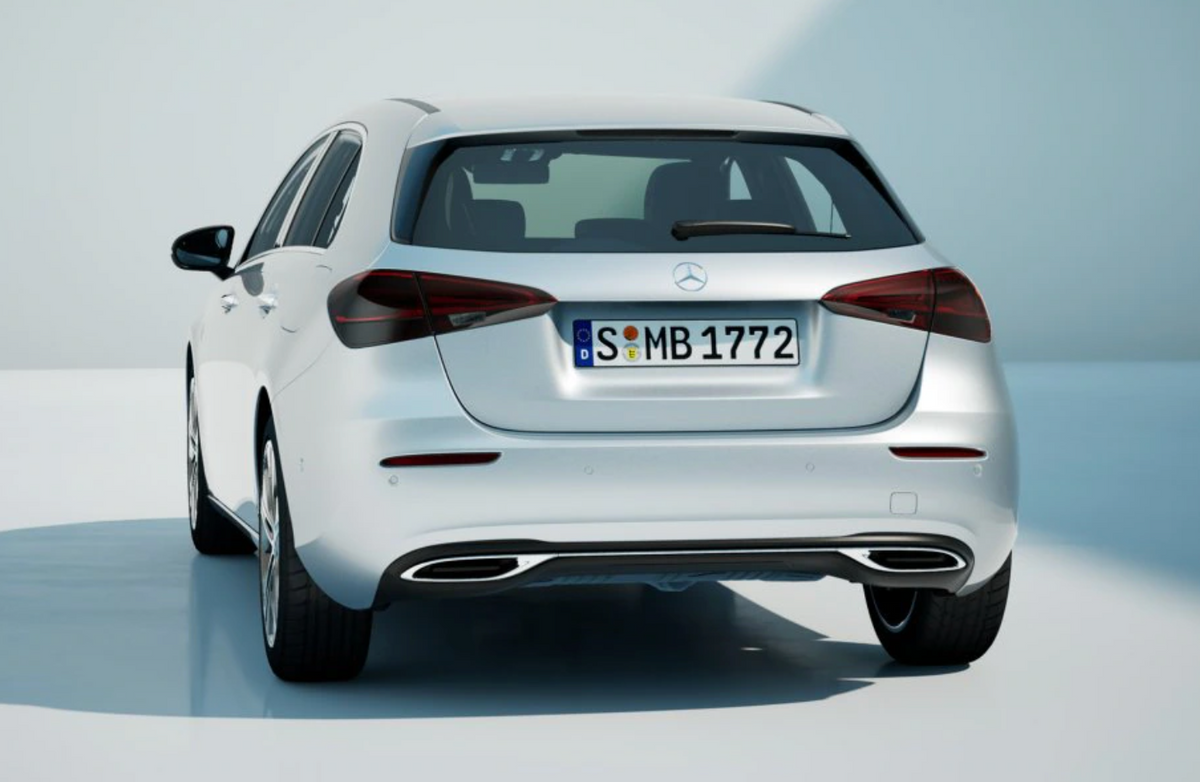 MERCEDES-BENZ CLASSE A 250 e Plug-in hybrid Business Automatica Noleggio Lungo Termine - Solorent.it