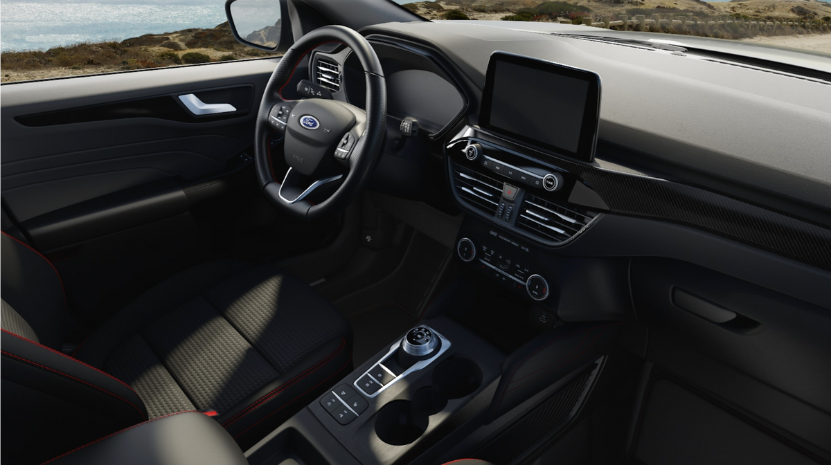 FORD Kuga 2.5 Benzina FHEV 180CV 2WD St-Line Automatica Noleggio Lungo Termine - Solorent.it