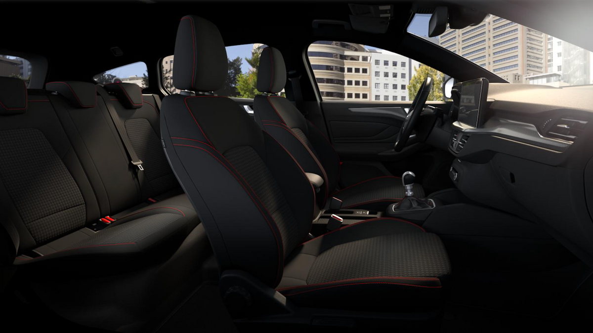 FORD Focus 1.5 Ecoblue 115cv Tit. Business Auto SW Noleggio Lungo Termine Privati