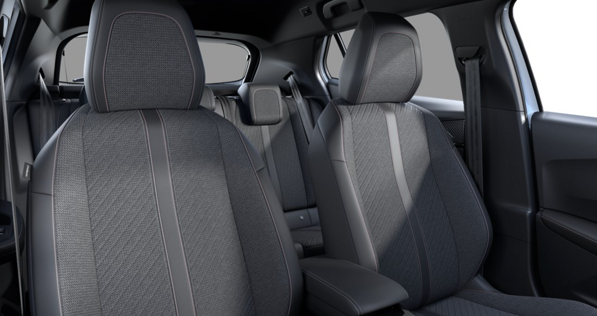 PEUGEOT 2008 Hybrid 145cv e-DCS6 Style Auto Noleggio Lungo Termine