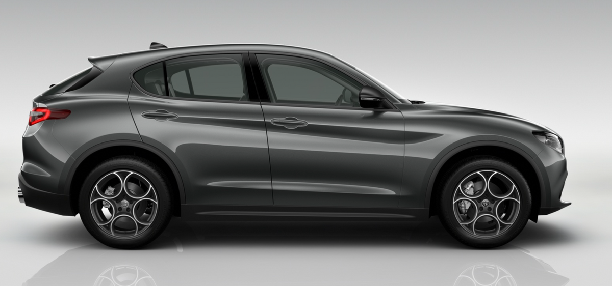 ALFA ROMEO STELVIO 2.2 Turbo Diesel 210CV Sprint AT8 Q4 Noleggio Lungo Termine - Solorent.it