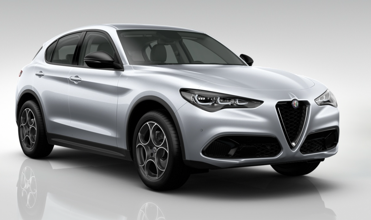 ALFA ROMEO STELVIO 2.2 Turbo Diesel 210CV Sprint AT8 Q4 Noleggio Lungo Termine - Solorent.it