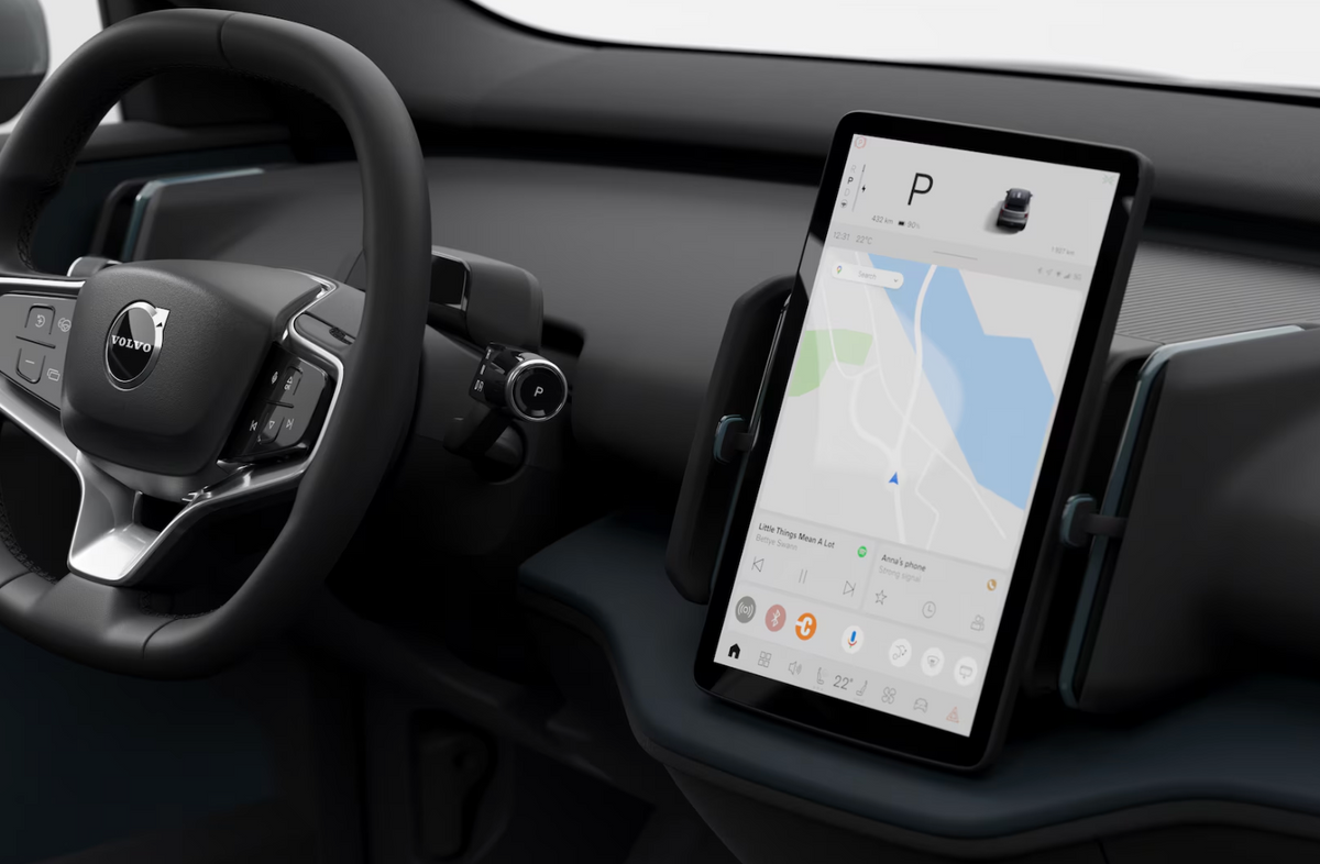 VOLVO EX30 Single Motor Extended Range Plus Automatica Noleggio Lungo Termine Privati