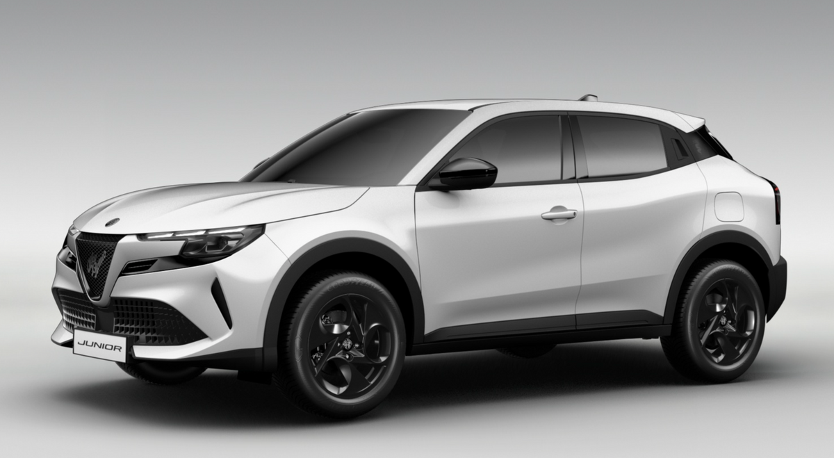 ALFA ROMEO Junior 1.2 145cv Hybrid eDCT6 Ibrida Automatica Noleggio Lungo Termine