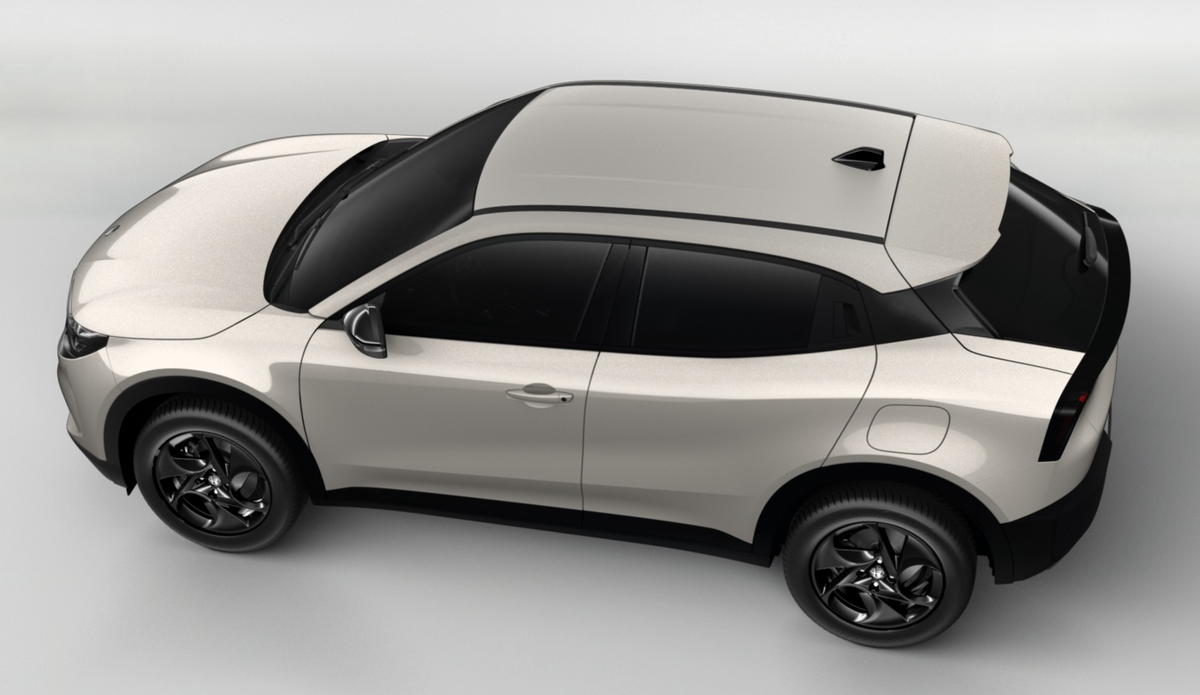 ALFA ROMEO Junior 1.2 145cv Hybrid eDCT6 Ibrida Automatica Noleggio Lungo Termine