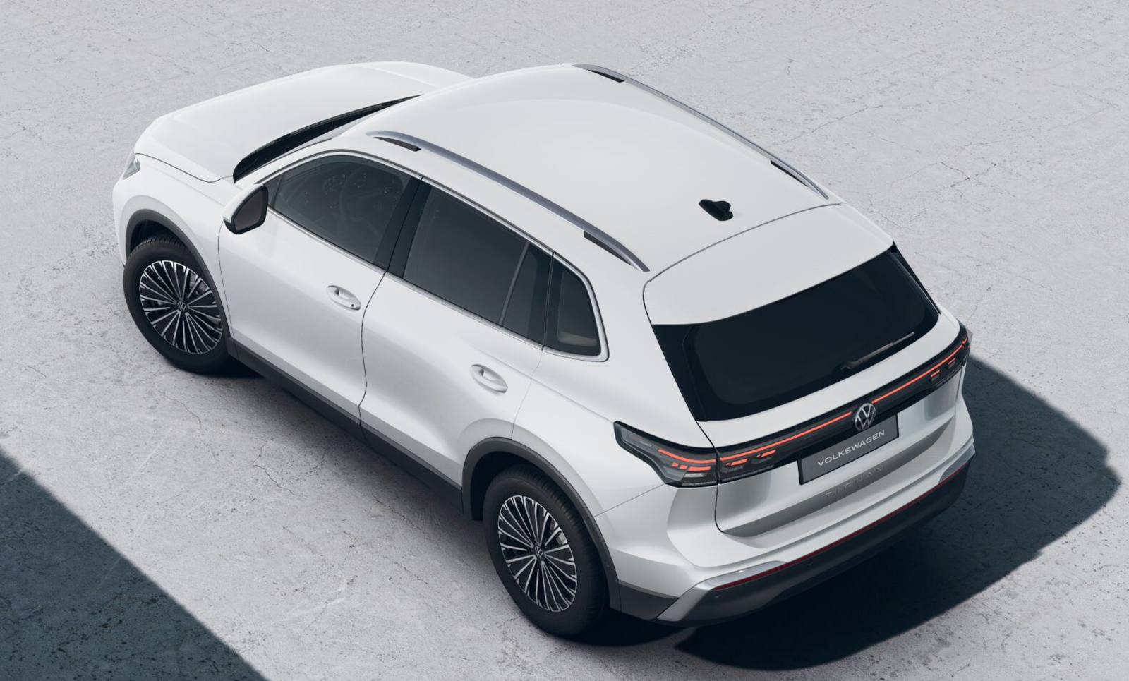 VOLKSWAGEN Tiguan 2.0 TDI 110KW SCR Elegance DSG Automatica Noleggio Lungo Termine Privati - Solorent.it