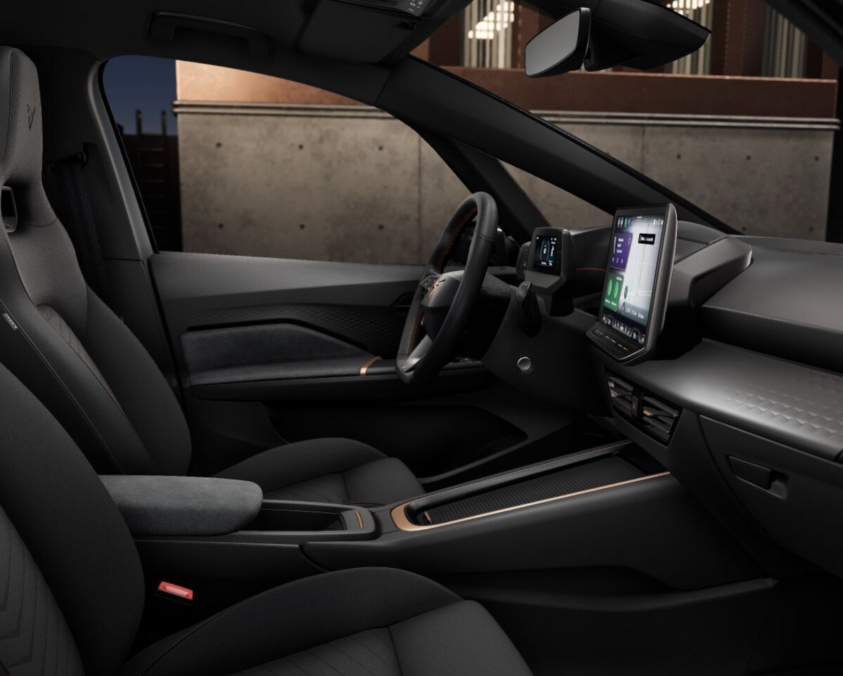 CUPRA Born Impulse+ 59 kWh 170 kW Automatica Noleggio Lungo Termine - Solorent.it