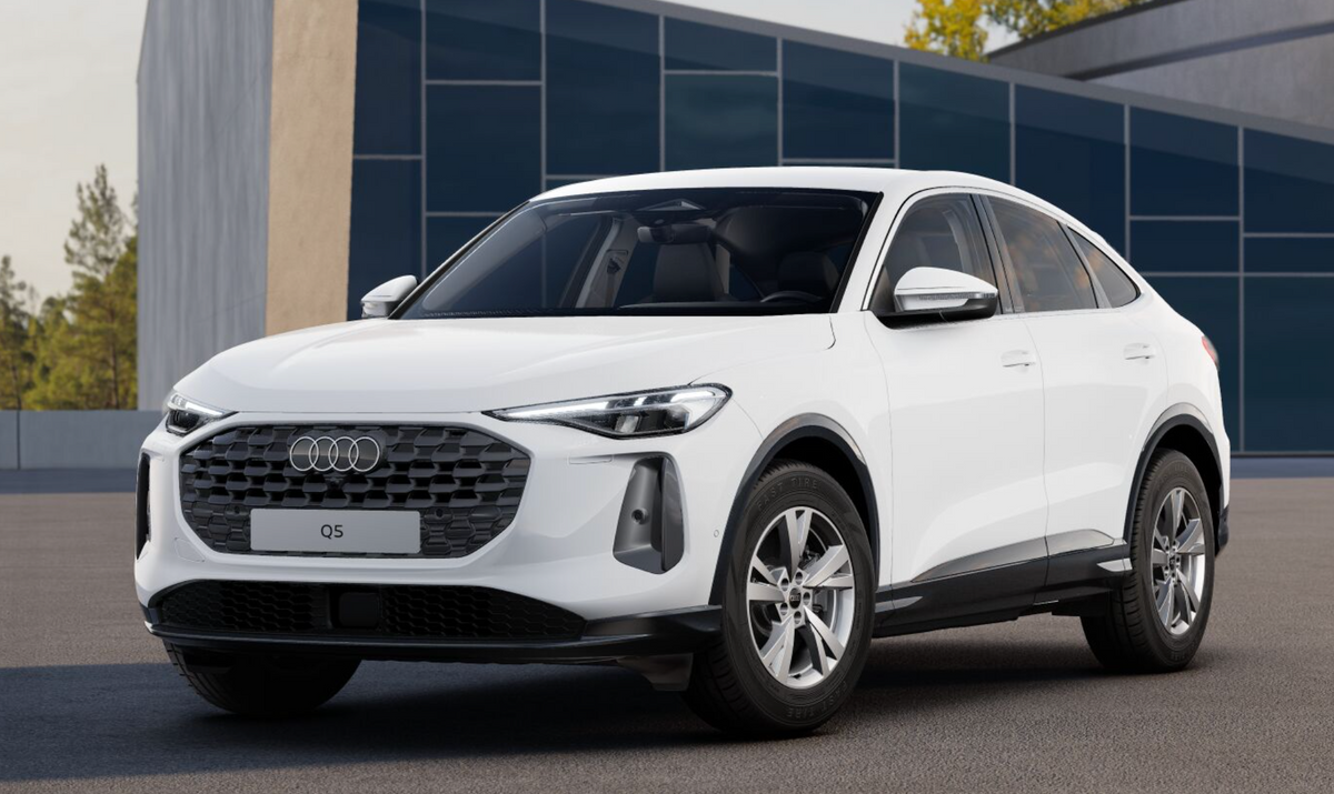 AUDI Q5 Sportback TDI 150kW quattro S tronic Business Advanced Noleggio Lungo Termine Privati