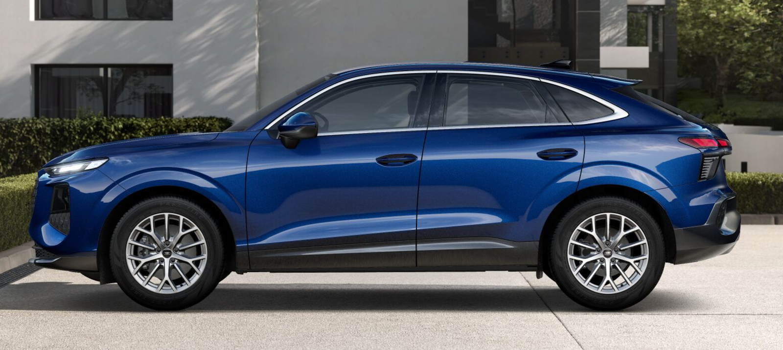 Audi Q3 Sportback e-hybrid 200 kW S tronic S Line Edition Noleggio Lungo Termine - Solorent.it