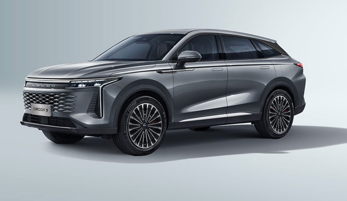 OMODA 9 1.5 TGDI Benzina ibrida plug-in Premium Noleggio Lungo Termine Privati