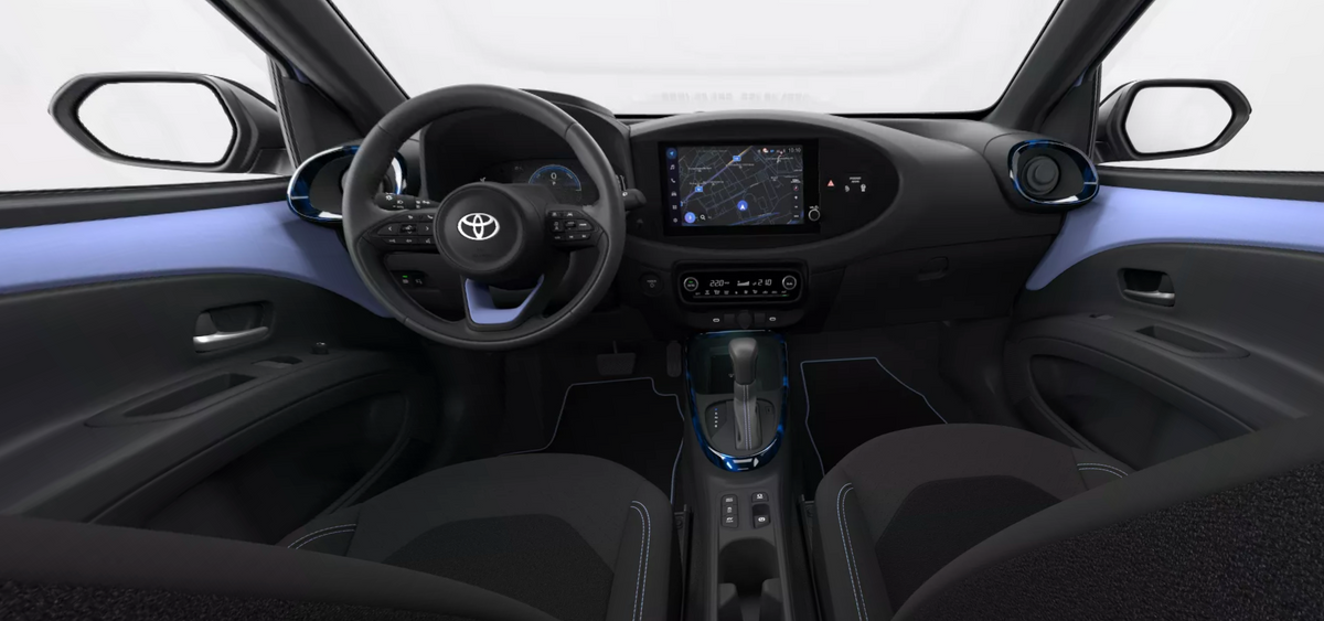 TOYOTA Aygo X Hybrid 115 Premium e-CVT Noleggio Lungo Termine