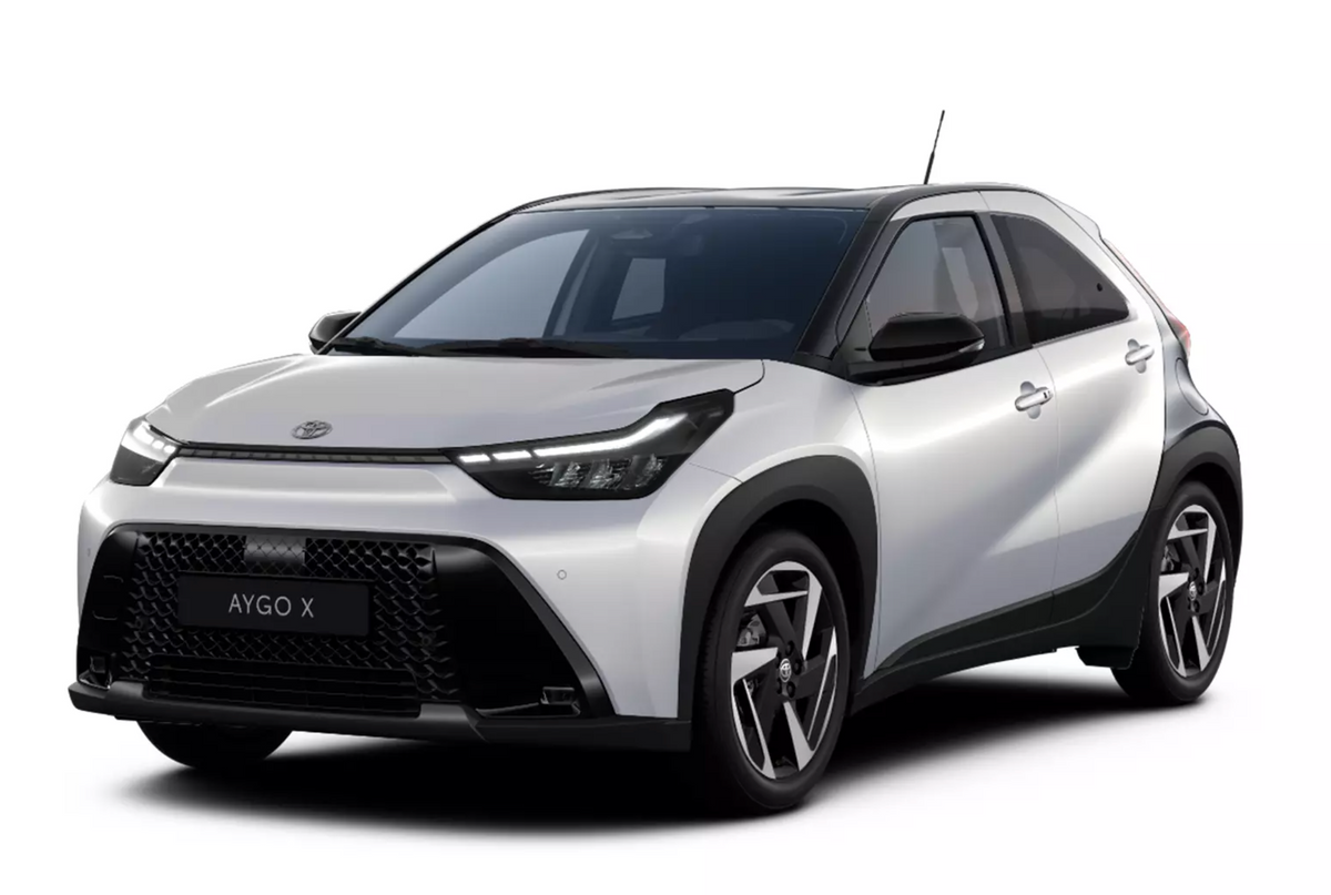 TOYOTA Aygo X Hybrid 115 Premium e-CVT Noleggio Lungo Termine