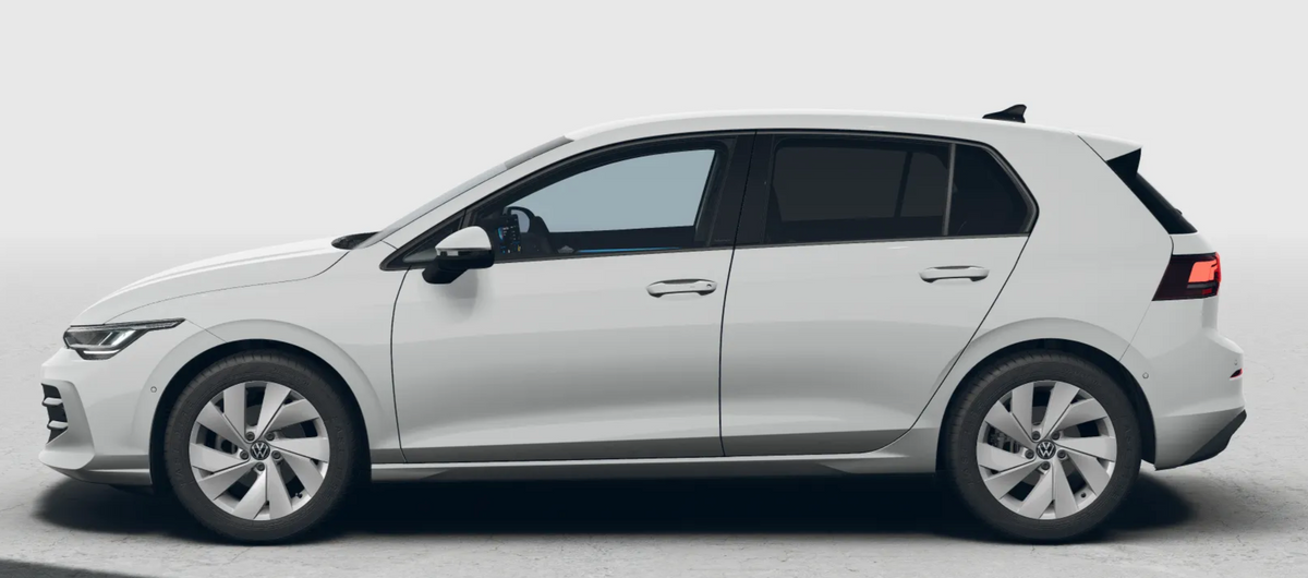 Volkswagen Golf 1.5 TSI eHybrid Edition Plus DSG Noleggio Lungo Termine - Solorent.it