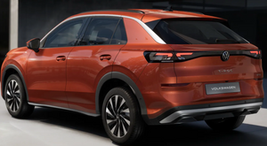 Volkswagen T-Roc 1.5 eTSI 85kW ACT Life DSG Noleggio Lungo Termine Privati - Solorent.it