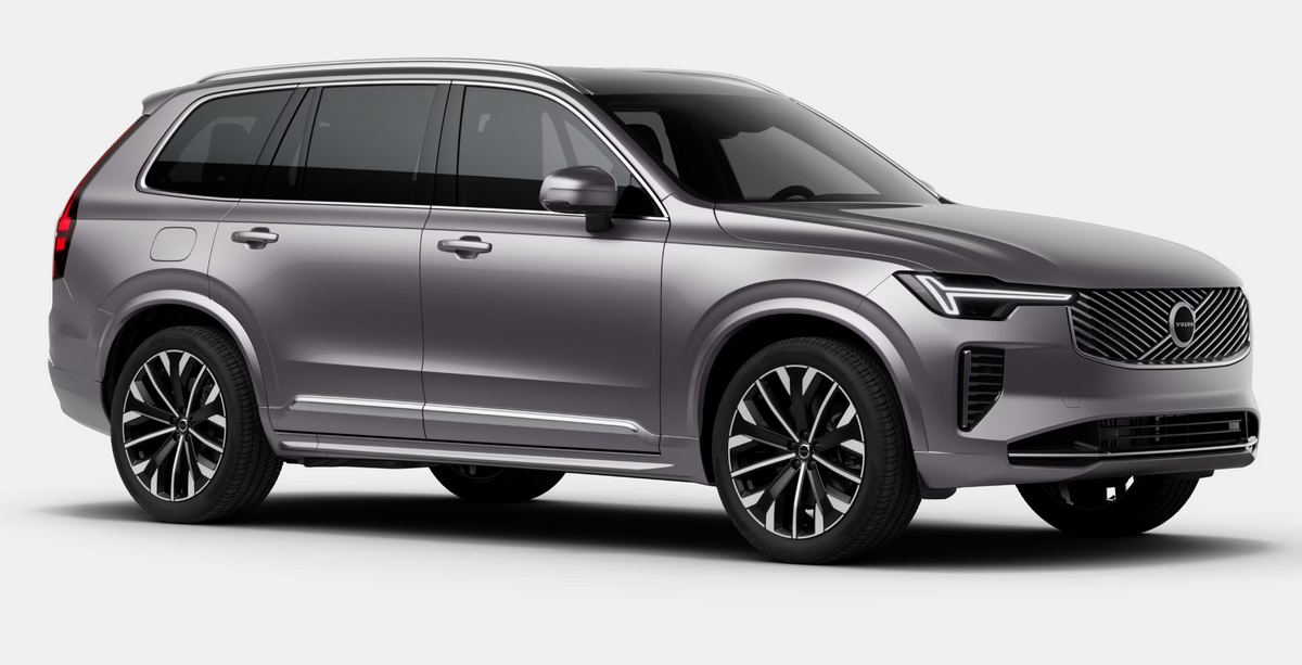 VOLVO XC90 T8 AWD plug-in 7p Plus Ultra Bright Noleggio Lungo Termine Privati - Solorent.it