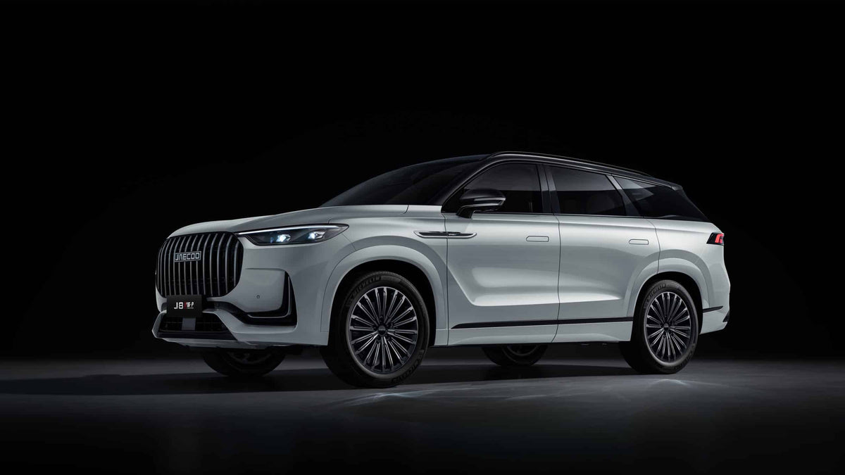 Jaecoo 8 SHS-P Exclusive AWD noleggio lungo termine - Silver con tetto nero