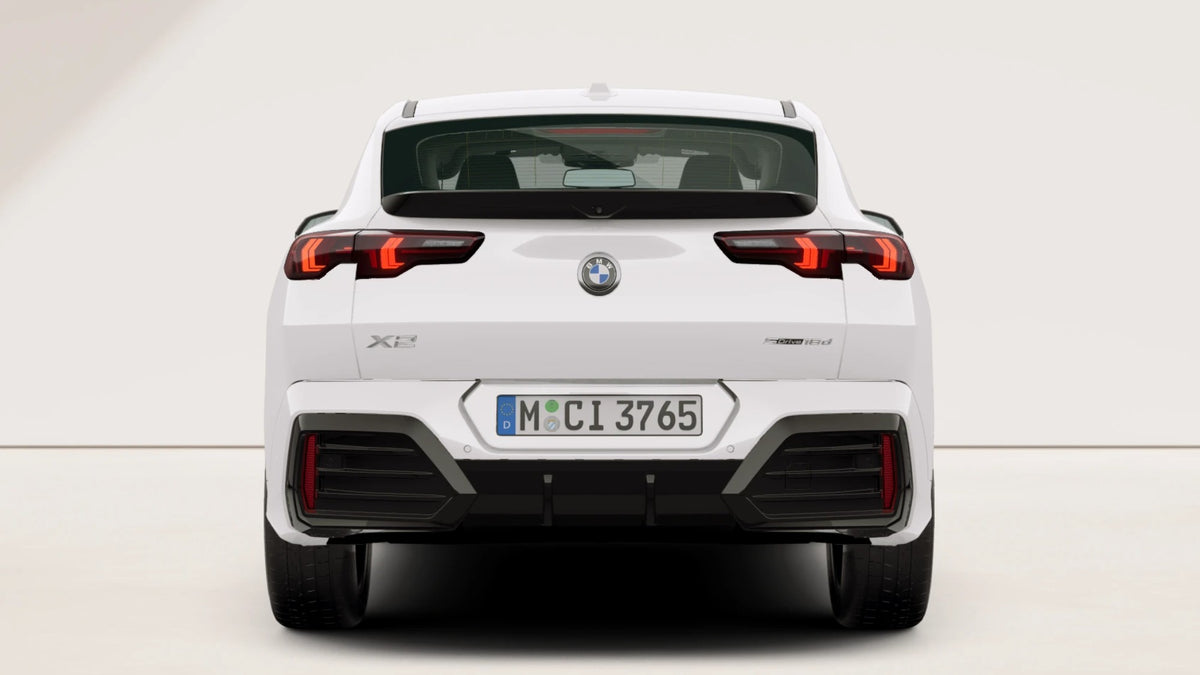 BMW X2 sDrive18d M Sport Privati noleggio lungo termine - Alpin White retro