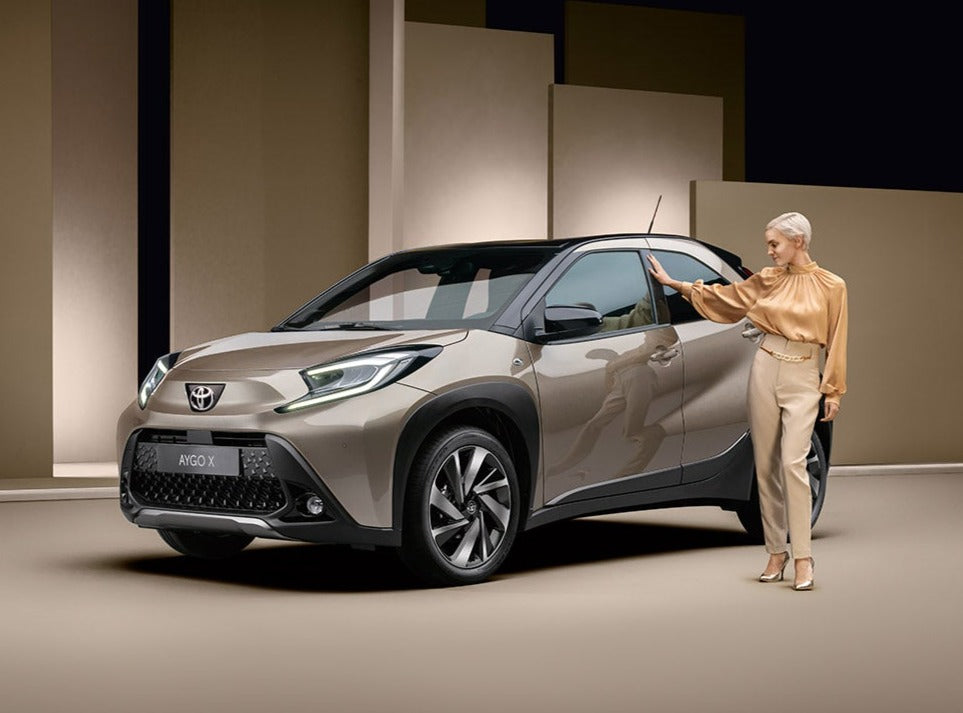 TOYOTA AYGO X 1.0B (72 CV) Trend S-CVT Automatica Noleggio Lungo Termine - Solorent.it