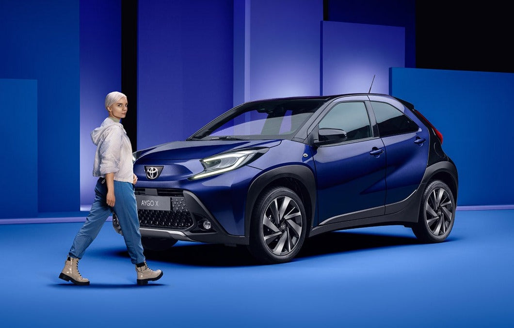 TOYOTA AYGO X 1.0B (72 CV) Trend S-CVT Automatica Noleggio Lungo Termine - Solorent.it