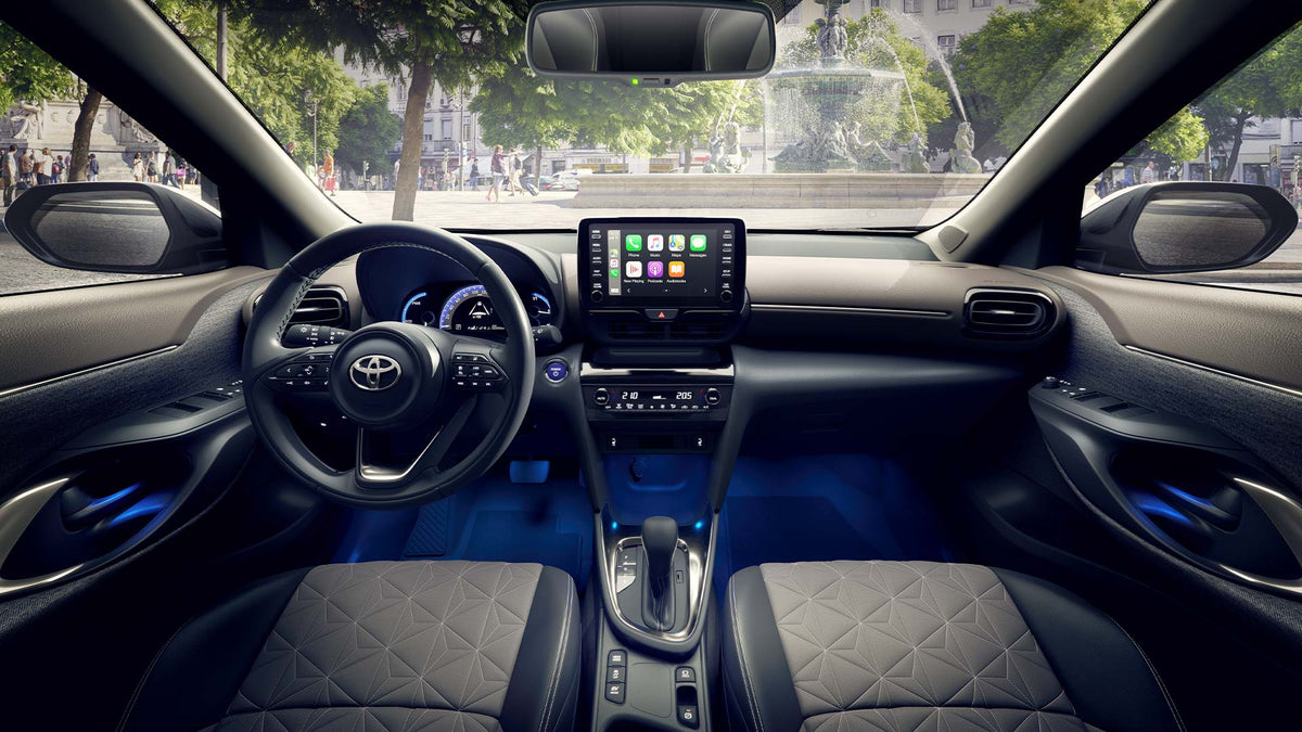 TOYOTA YARIS Cross 1.5 Hybrid (116 Cv) E-Cvt Business Automatica Noleggio Lungo Termine - Solorent.it