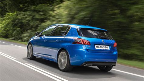 PEUGEOT 308 Berlina Allure PureTech 130 S&S 5 Porte Manuale Noleggio Lungo Termine - Solorent.it