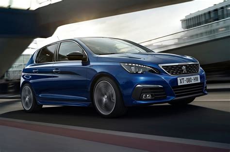 PEUGEOT 308 Berlina Allure PureTech 130 S&S 5 Porte Manuale Noleggio Lungo Termine - Solorent.it
