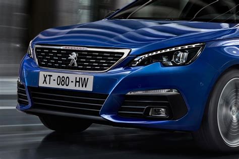 PEUGEOT 308 Berlina Allure PureTech 130 S&S 5 Porte Manuale Noleggio Lungo Termine - Solorent.it